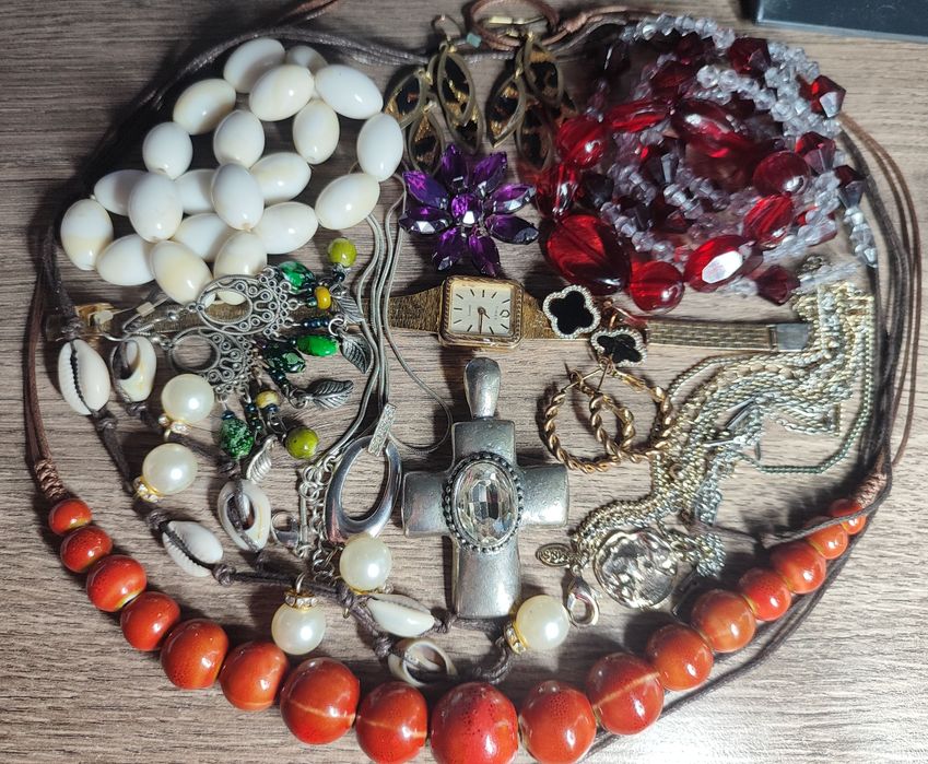 Лот біжутерії на переробку