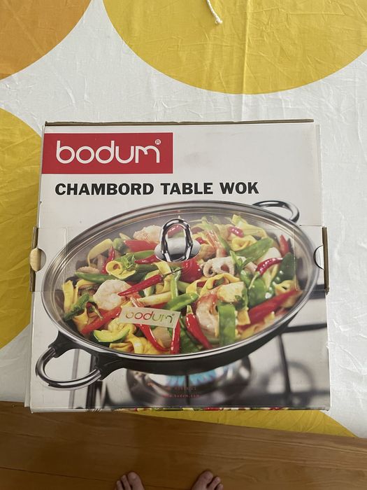 Wok ferro fundido Bodum Novo