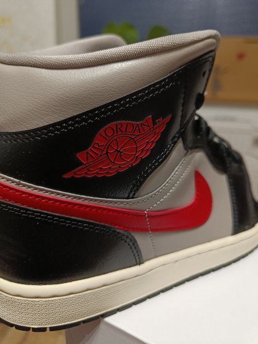 Air Jordan 1 Mid // 44,5 Eur // 29 cm // 12 us