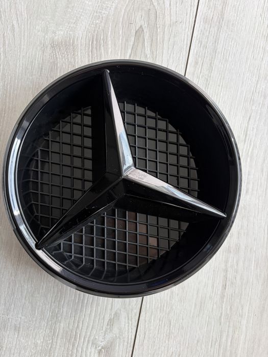 Znaczek emblemat gwiazda mercedes