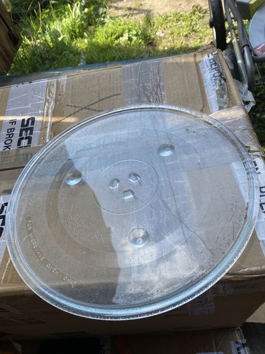 Ogromny talerz nowy do mikrofali 31 cm