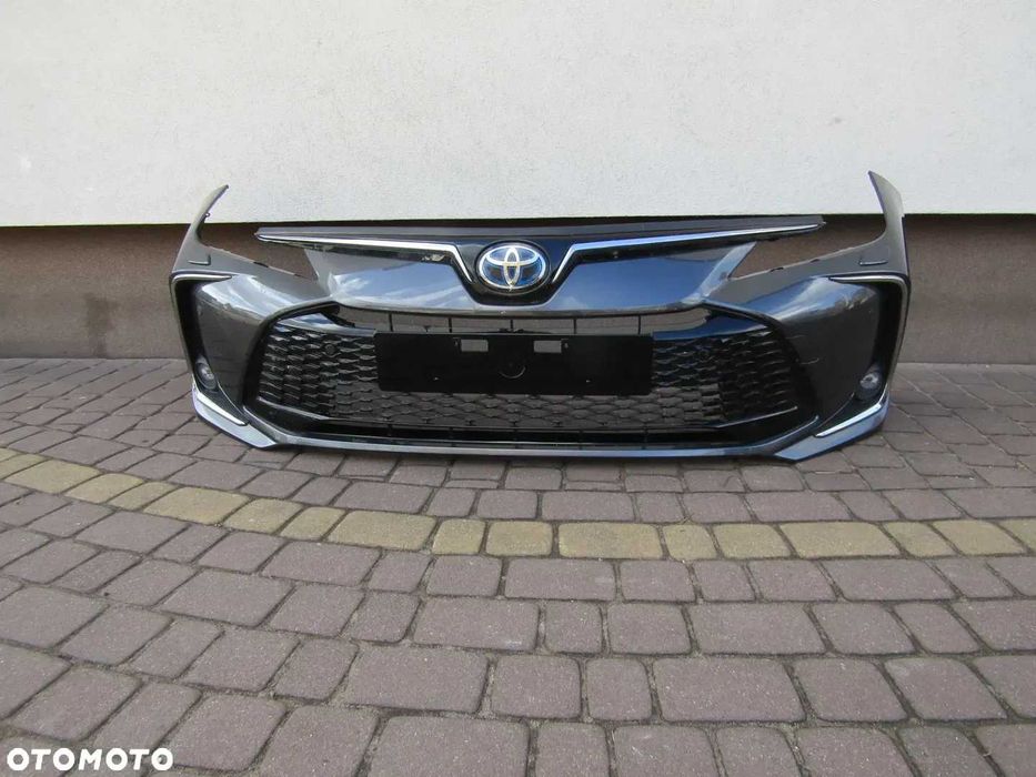 Zderzak Przód Kompletny Toyota Corolla E21 Sedan Lift 1G3 23 26R