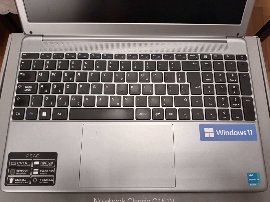 Notebook PEAQ C151C-2G856P Classic