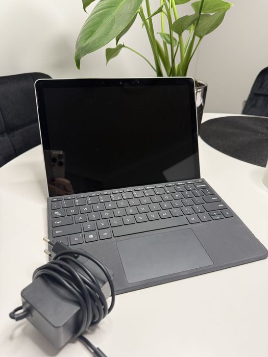 Microsoft Surface Go 2 - 4 GB * do negocjacji*