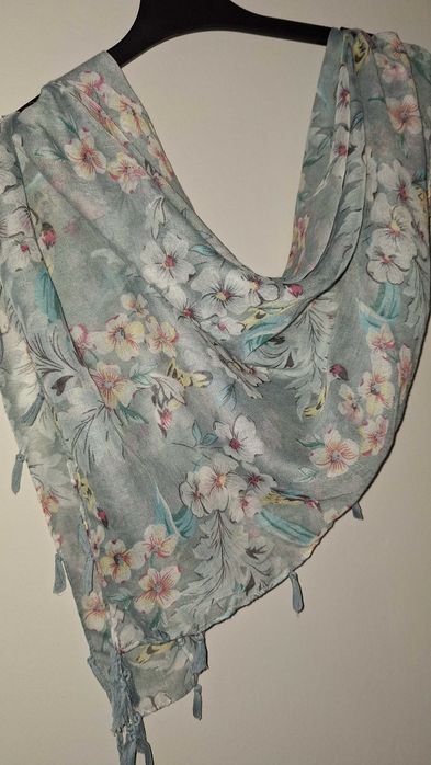 Chusta, apaszka 100x100