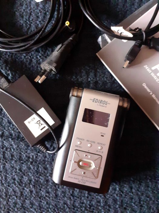 Roland R-09, gravador stereo portátil