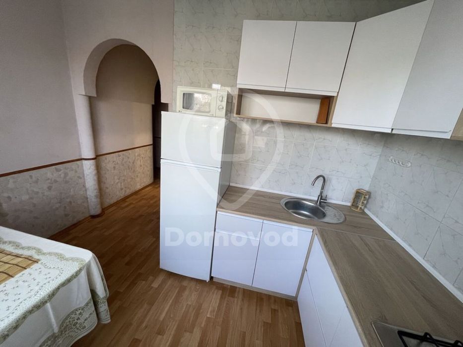 Сдам 2К-Квартиру, П. Поле, Клочковская 154, м. Научная 10мин. шагом.