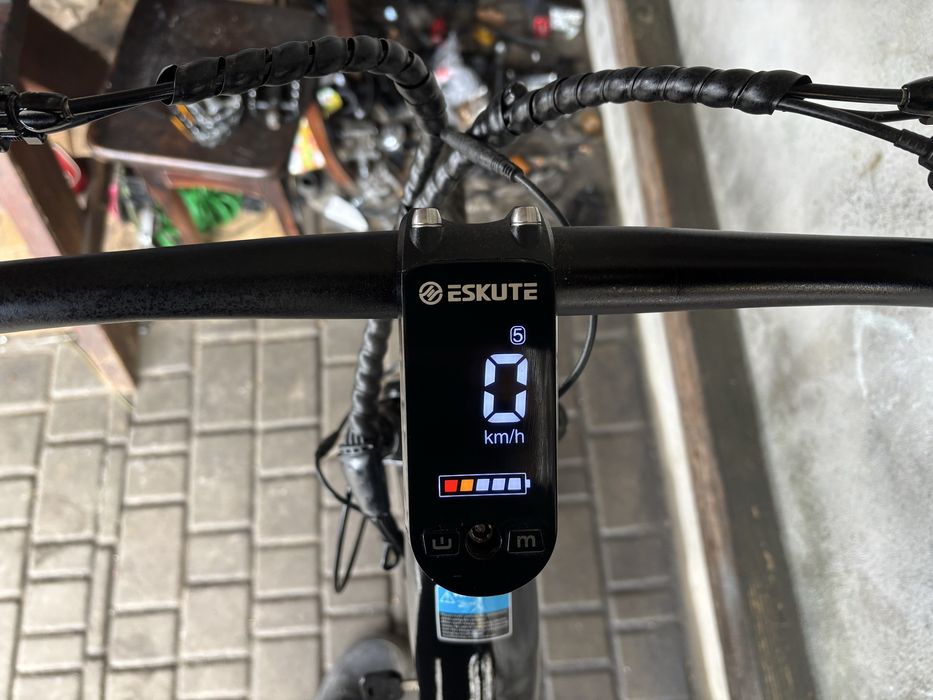 Електро велосипед Электро велосипед ESKUTE GERMANY как Новый Комплект!