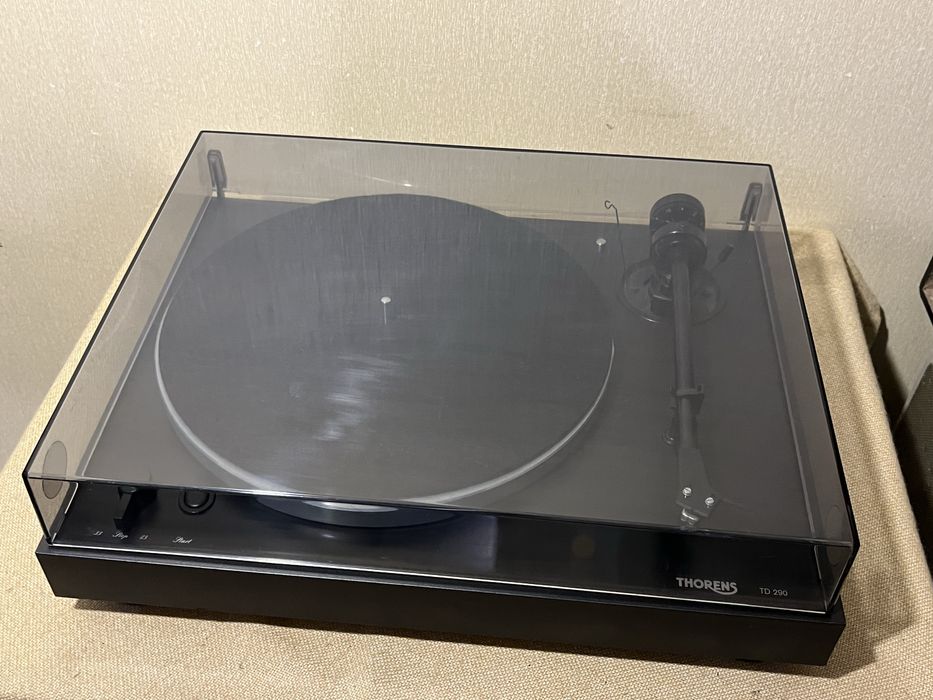 Высококачественный проигрыватель винила THORENS TD-290 (ЗВУК!)