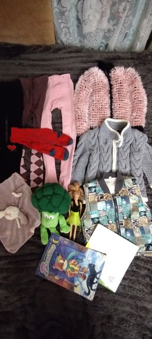 Речі для дівчинки 4 роки