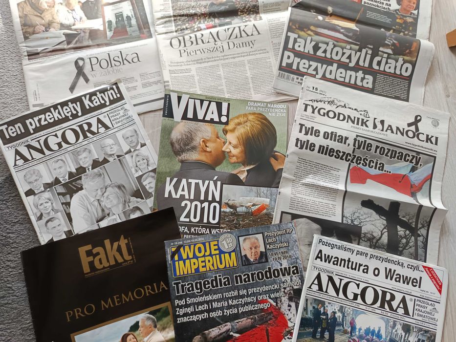 Gazety z Katastrofa polskiego Tu-154 w Smoleńsku 10 kwietnia 2010