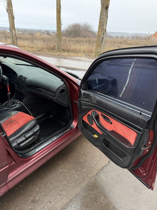 Продам BMW E39 520I з 4 газом