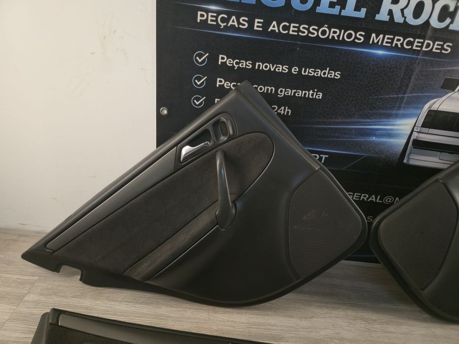 Conjunto de bancos e forras Mercedes C W203 Avantgarde