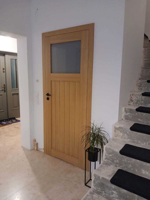 Drzwi wewnętrzne drewniane lakierowane