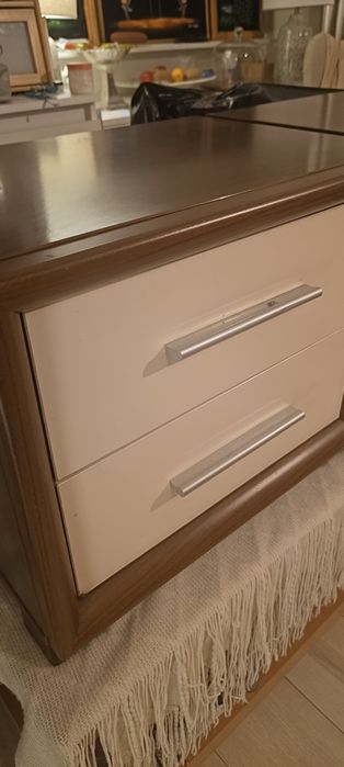 Szafki nocne, jak nowe. Komplet.