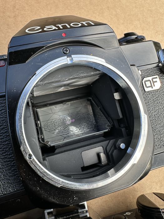 Фотоаппарат Canon AE-1 FD 1:1.4 50мм Canon AL-1 FD 1:1.8 50мм