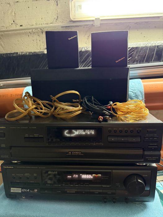 Wieża Technics z cd zmieniarką
