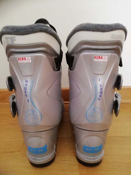 Botas Salomon tamanho 39 e saco