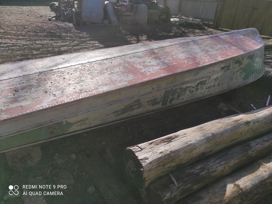 Лодка Казанка и лодочный мотор Вихрь с документами