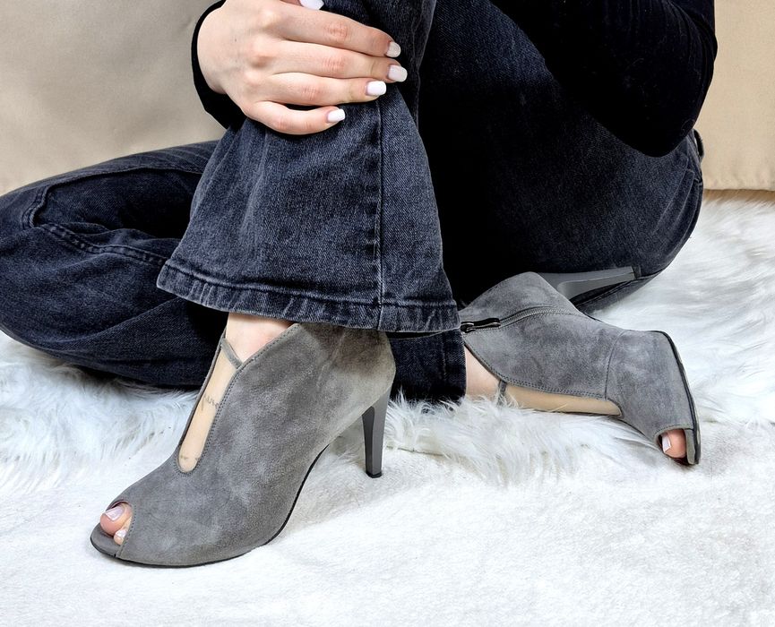 Buty botki na obcasie odkryty palec rozmiar 38