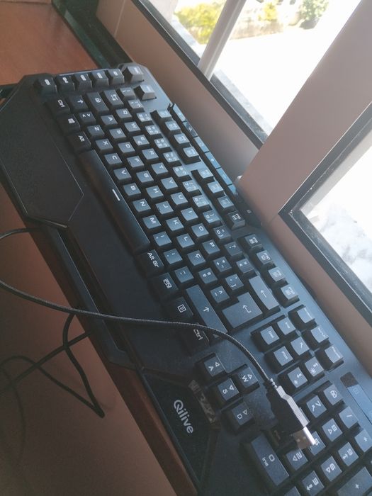 Teclado usado mas  bom estado