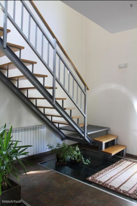 Casa com 5 quartos - localizado em Braganca