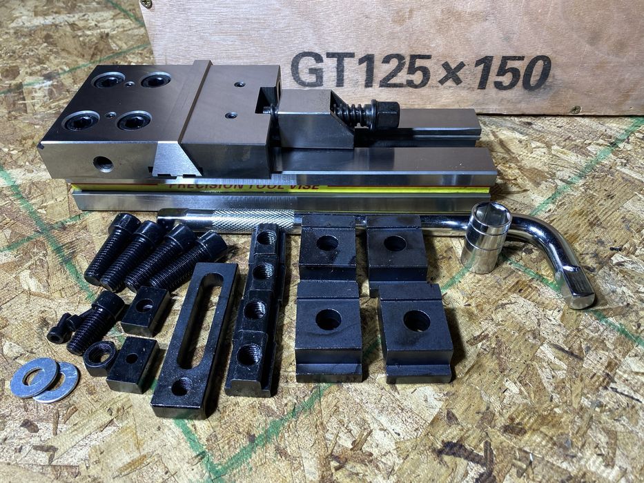 Тиски прицезионые стальные Лещата 50-300 мм