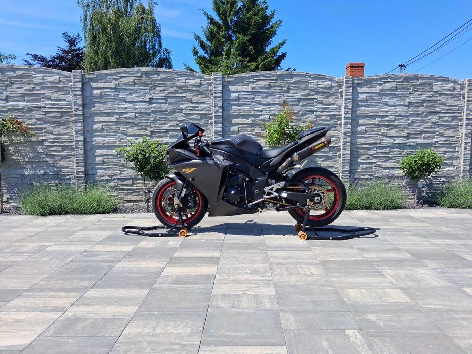 Yamaha r1 rn22 2011
