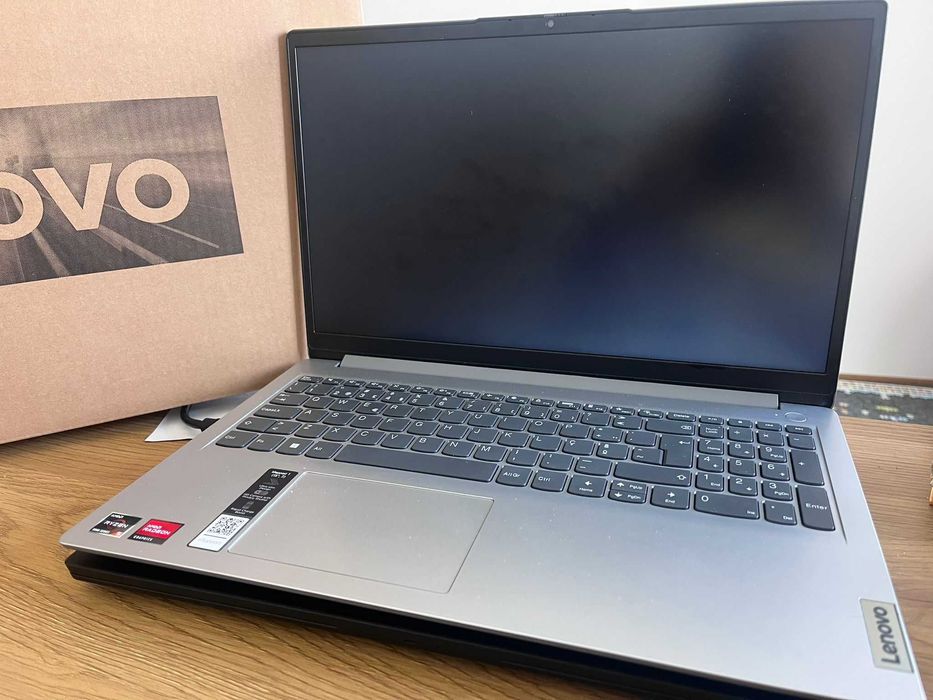 Lenovo IdeaPad Ryzen 5 / 16GB / 512GB SSD – Como Novo