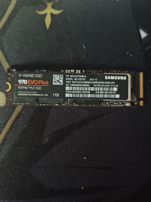 nvme ssd samsung 1tb майже як новий