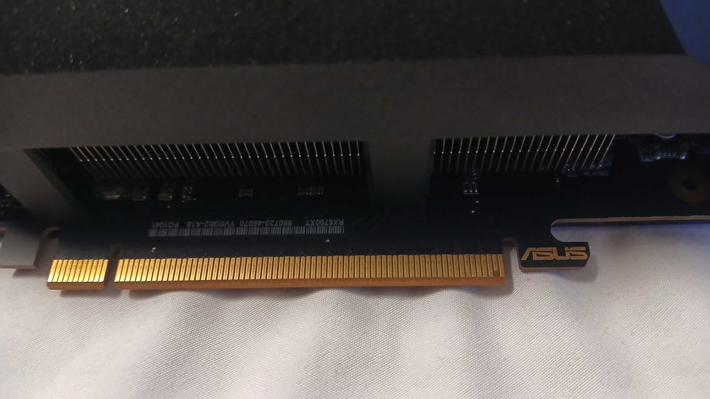 Karta graficzna ASUS DUAL Radeon RX6700 XT 12GB GDDR6