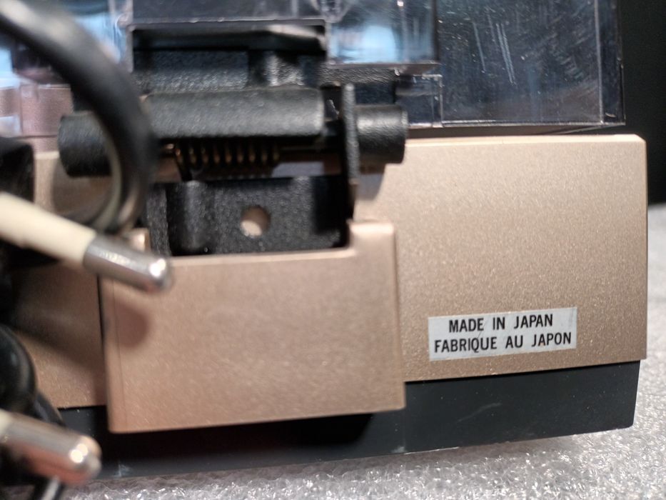 Програвач вінілу Marantz TT251