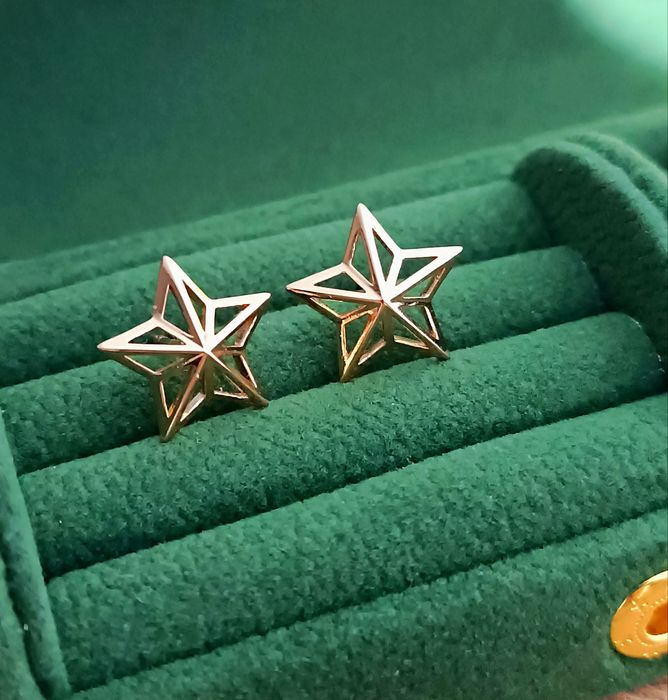 Złote kolczyki, gwiazdki