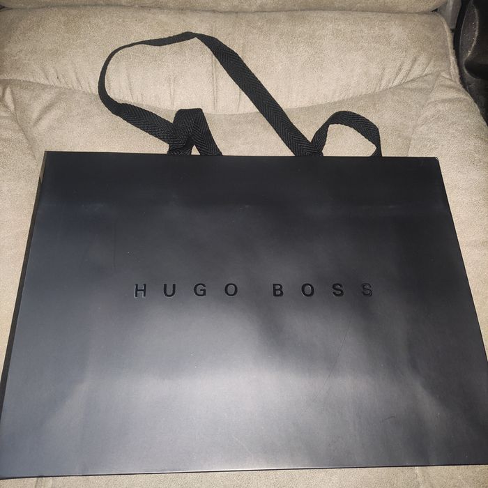 Пакет  для  подарка Hugo Boss