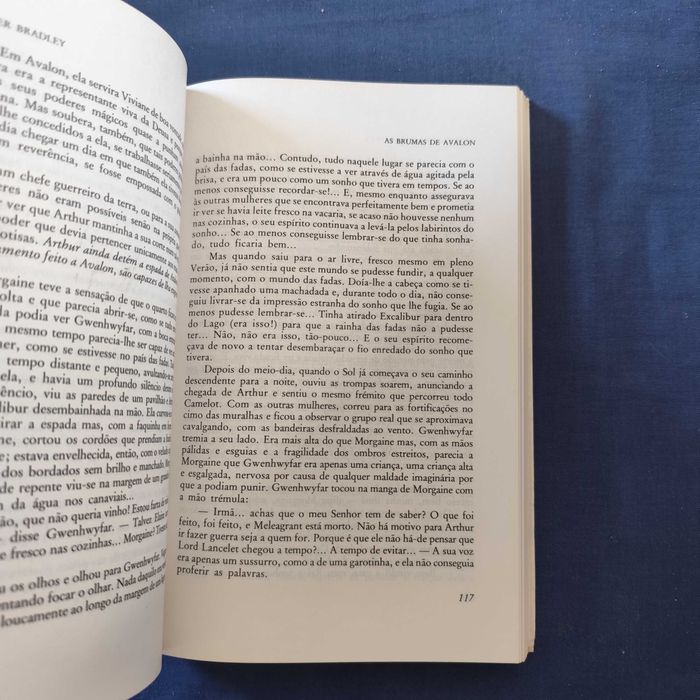 Marion Zimmer Bradley - As Brumas de Avalon, O Rei Veado