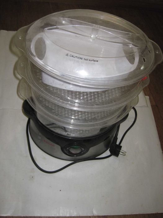 Пароварка трехярусная Saturn ST-EC 0105  800Вт