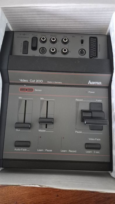 Urządzenie do montażu video cut 200 Hama wideo vhs