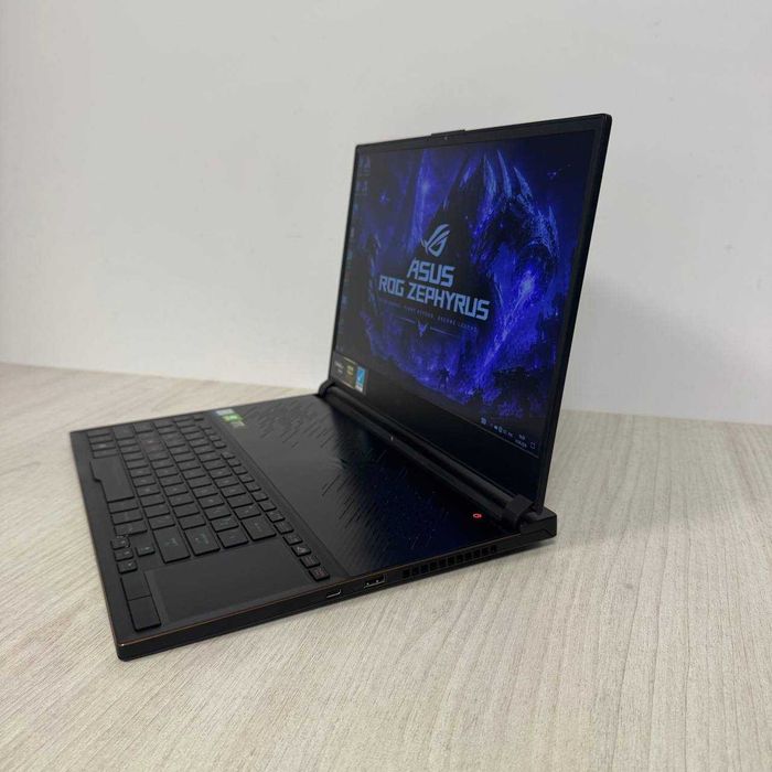 Asus ROG Zephyrus S15 GX531GW 15.6" FHD IPS 144Hz i7-9750H 16GB DDR4 SSD 512GB NVMe RTX 2070 Max-Q 8GB