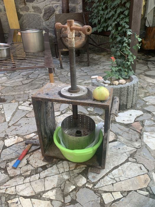 Пресс, соковыжималка