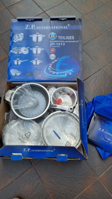 Zestaw garnków że stali nierdzewnej ZP-1613