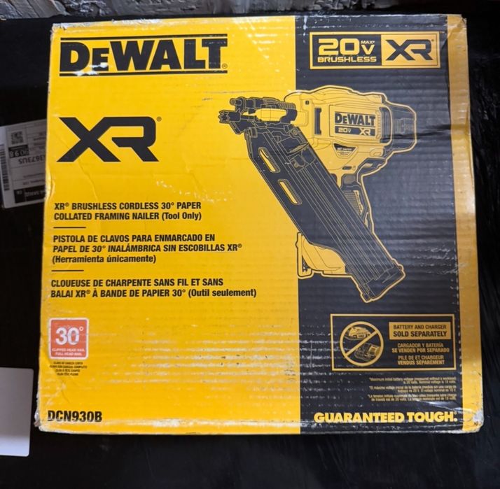 Кровельний нейлер Dewalt DCN930 34 кут