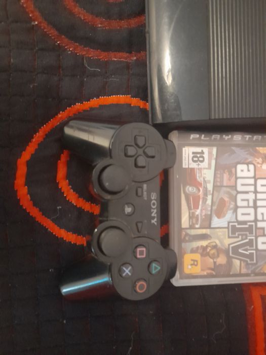 Ps3 desbloqueado com dois comandos 500 gb