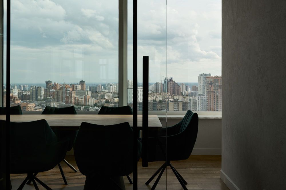 Без %  Мебльований офіс в центрі міста на Печерську