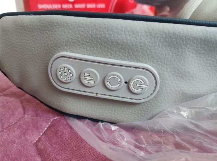 Массажёр с лапками для шеи спины