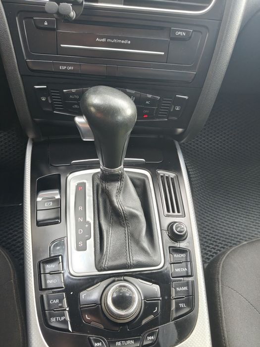 Audi A4 B8 2010, 2.0