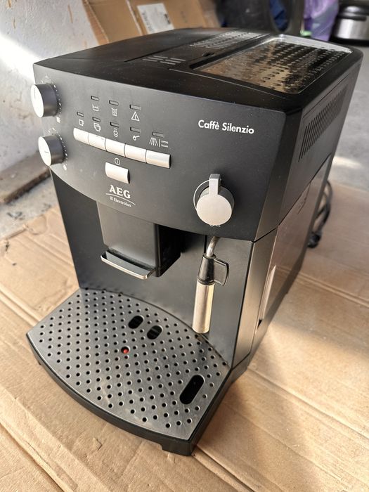 Продам кофемашину aeg electrolux cs 5000