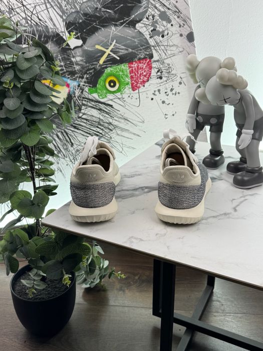 Кросівки Adidas Tubular 40 розмір Е8949