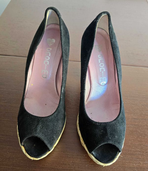 Sapatos Pretos Camurça senhora - Anónima