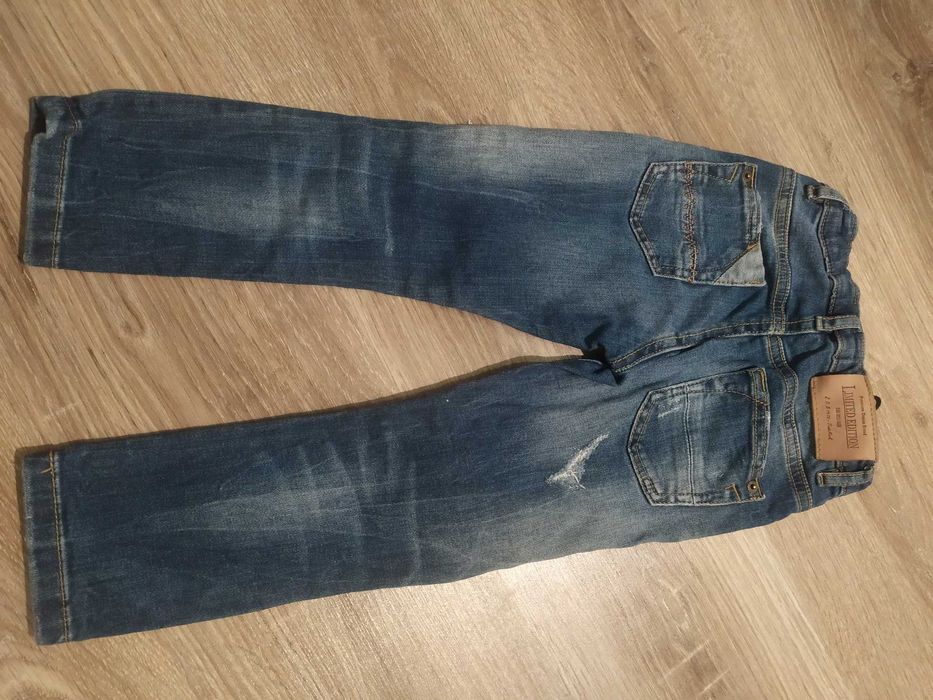 Spodnie jeansowe dla chłopca Zara