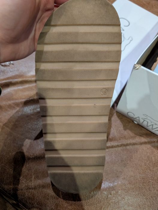 Капці Catwalk, один раз ношені